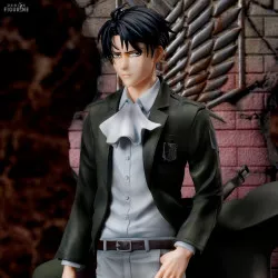Attack on Titan - Figurine...
