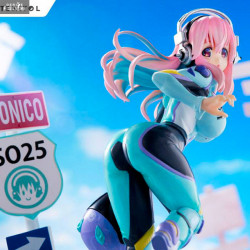 Figure Super Sonico, Tenitol