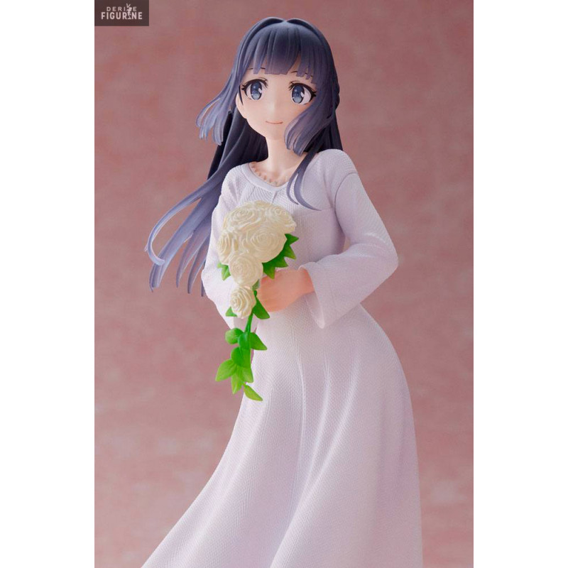 shoko-makinohara-with-flower-