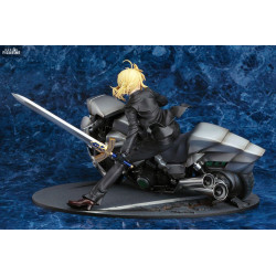 Fate/Zero Saber Motored Cuirassier フィギュア Saber & Saber Motored Cuirassier 1/8 Figure (Fate/Zero)