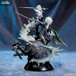 PREORDER - Final Fantasy...