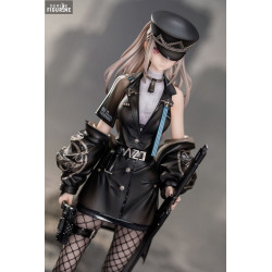 A-Z - [B] figure, Full Dress
