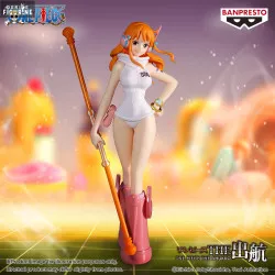 One Piece - Nami figure...