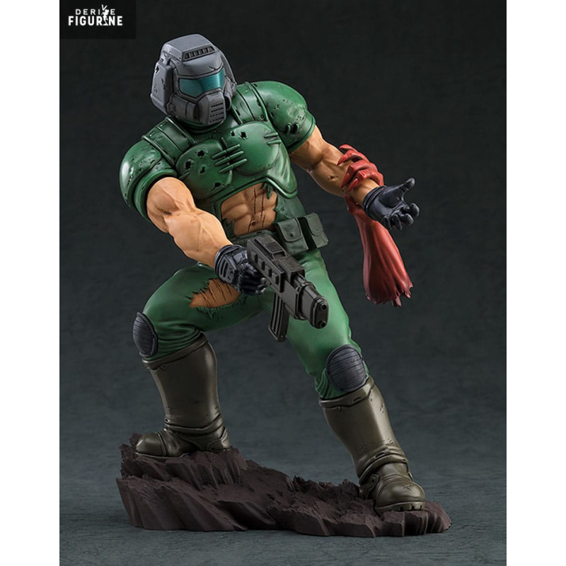 Doom - Doom Marine figure,...