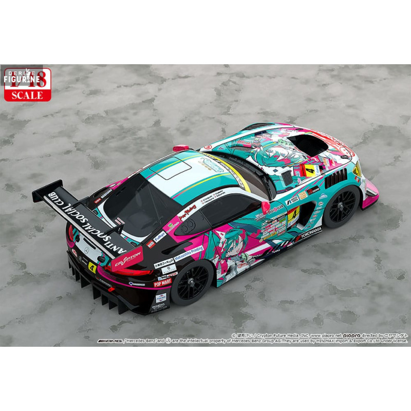 1/18 GOODSMILE RACING＆TYPE-MOON RACING