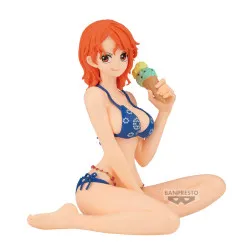 One Piece - Nami figure...