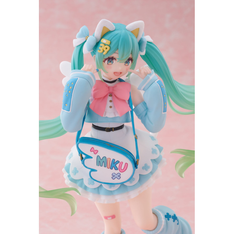 Vocaloid - Figurine Hatsune...