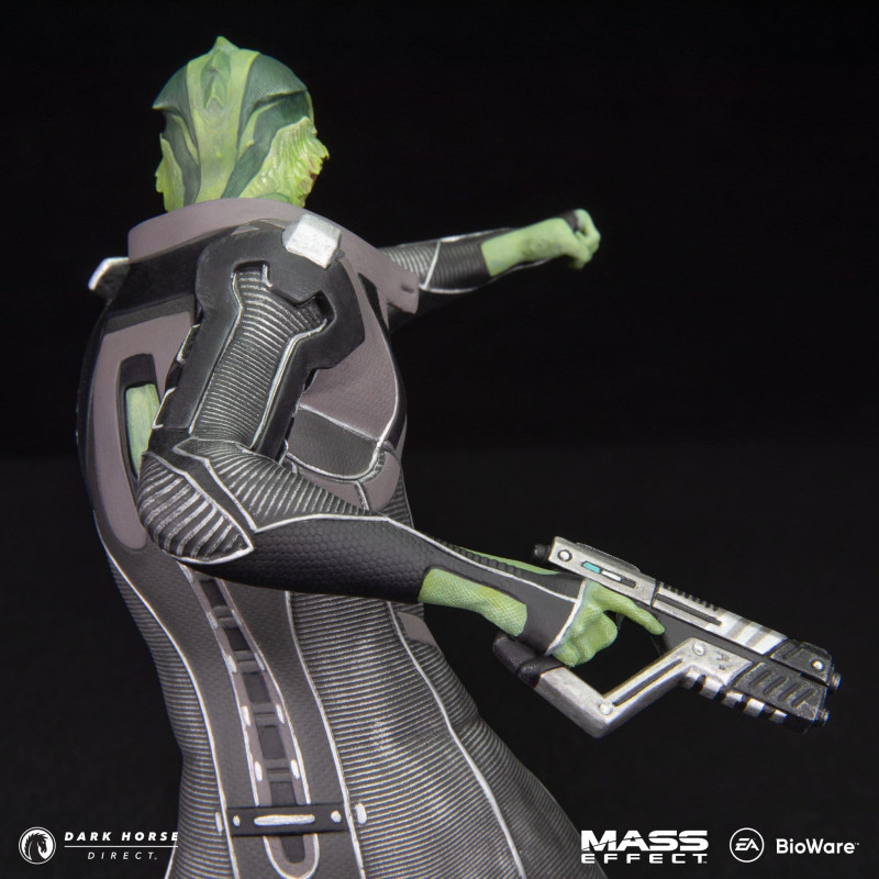 PRE ORDER - Mass Effect -...