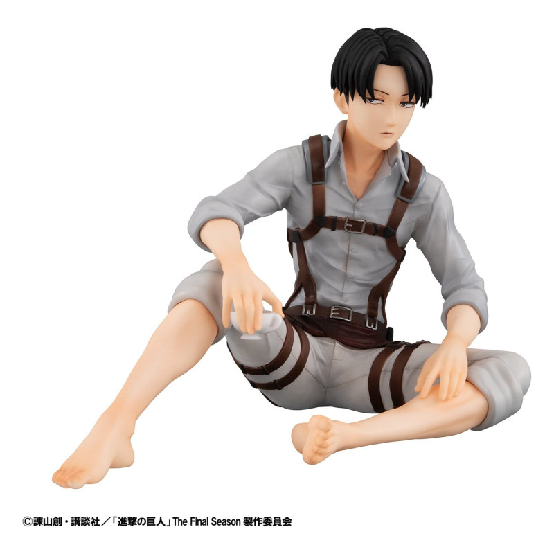 PREORDER - Attack on Titan...