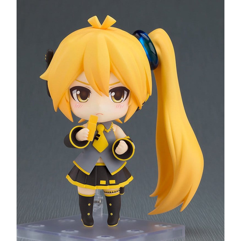 PREORDER - Figure Akita...