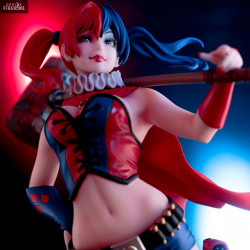 DC Comics - Figurine Harley...