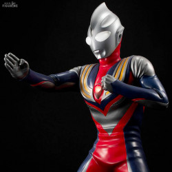 Ultraman Tiga (Multi Type)...