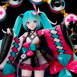 Vocaloid - Miku Hatsune...